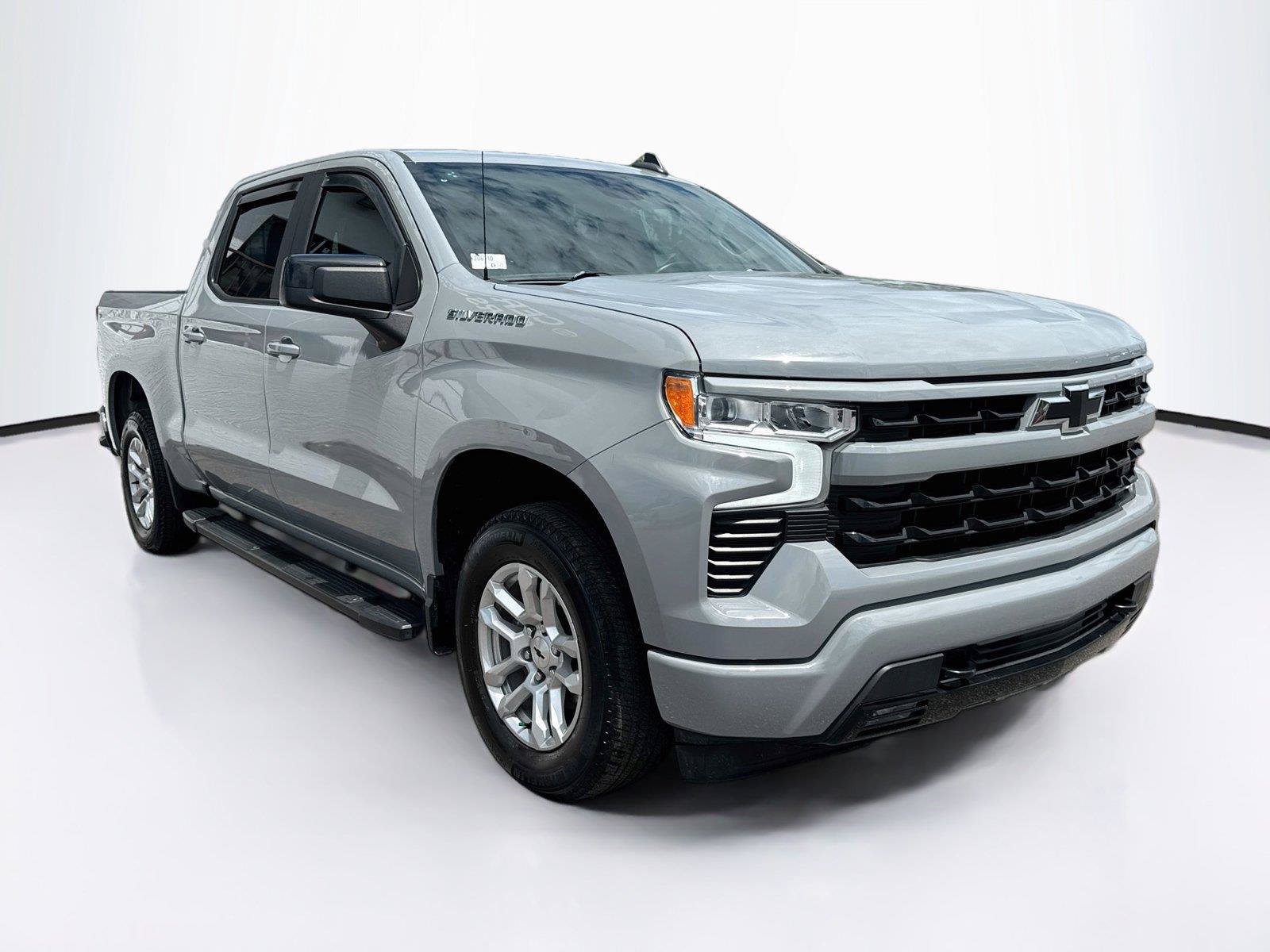 Used 2024 Chevrolet Silverado 1500 RST RWD image 7