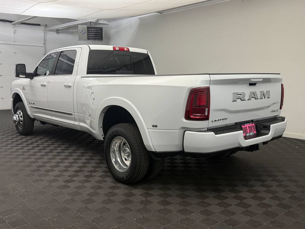 Used 2026 RAM 3500 Limited w/ Cold Weather Group AWD/4WD image 3