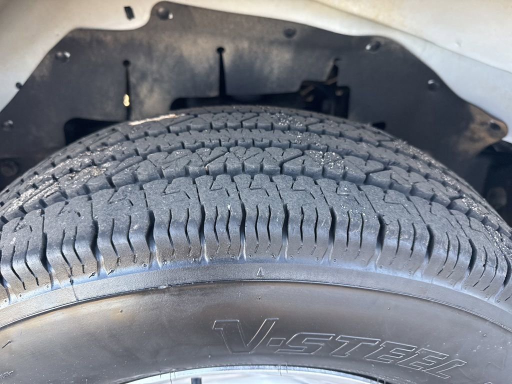 Used 2024 Chevrolet Express 3500 LS image 30