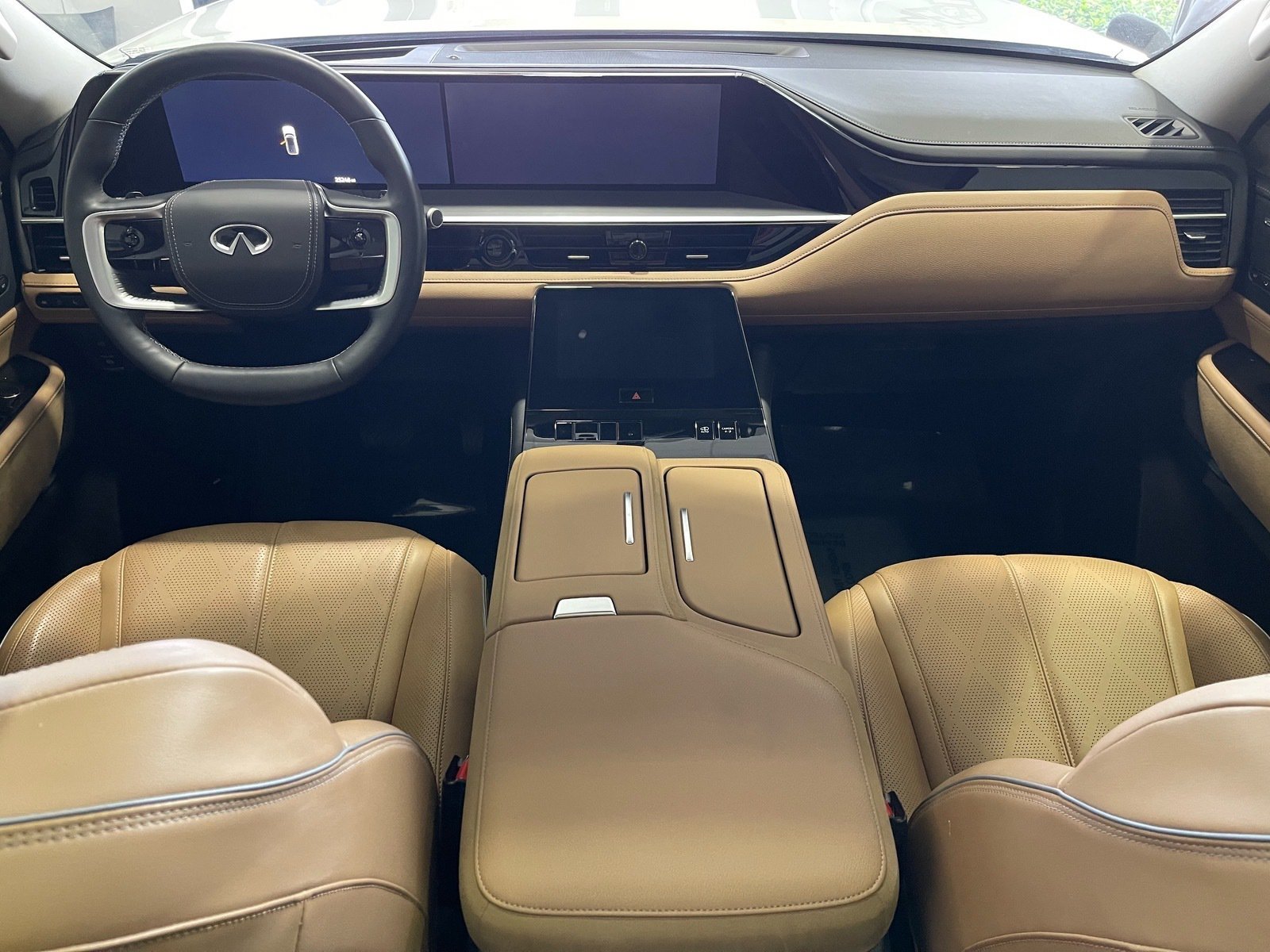 Used 2025 INFINITI QX80 Sensory AWD/4WD image 30