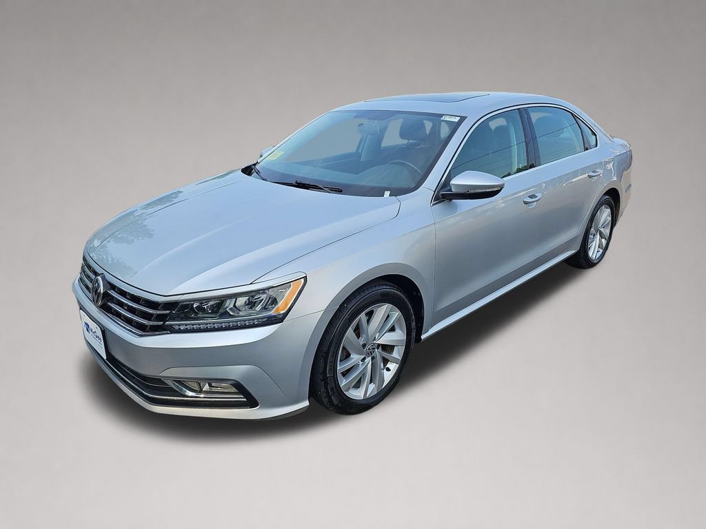 Used 2018 Volkswagen Passat 2.0T SE FWD image 7
