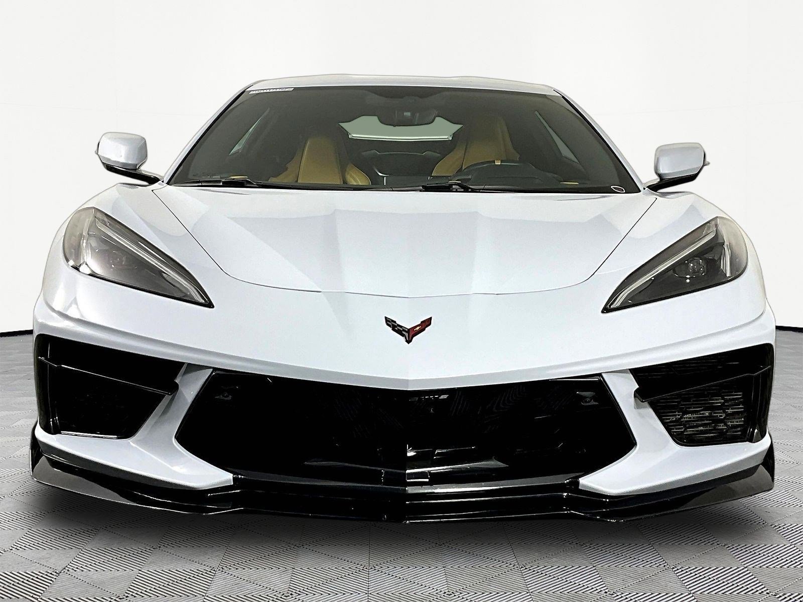 Used 2021 Chevrolet Corvette Stingray Preferred Cpe w/ Engine Appearance Package RWD video 2