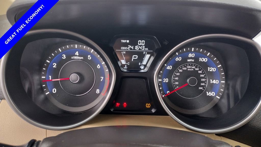 Used 2012 Hyundai Elantra Limited w/ Technology Pkg 5 image 14