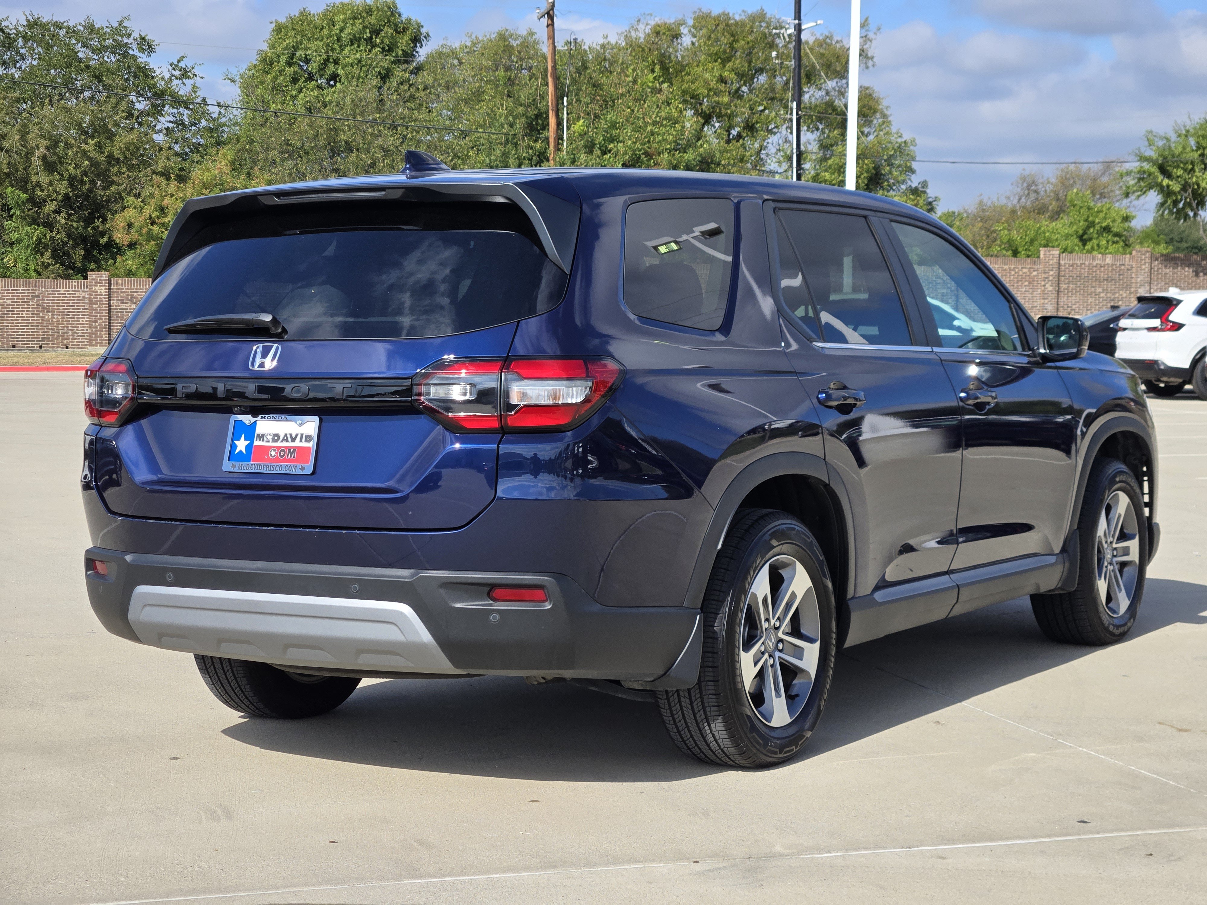 Certified 2025 Honda Pilot EX-L image 6