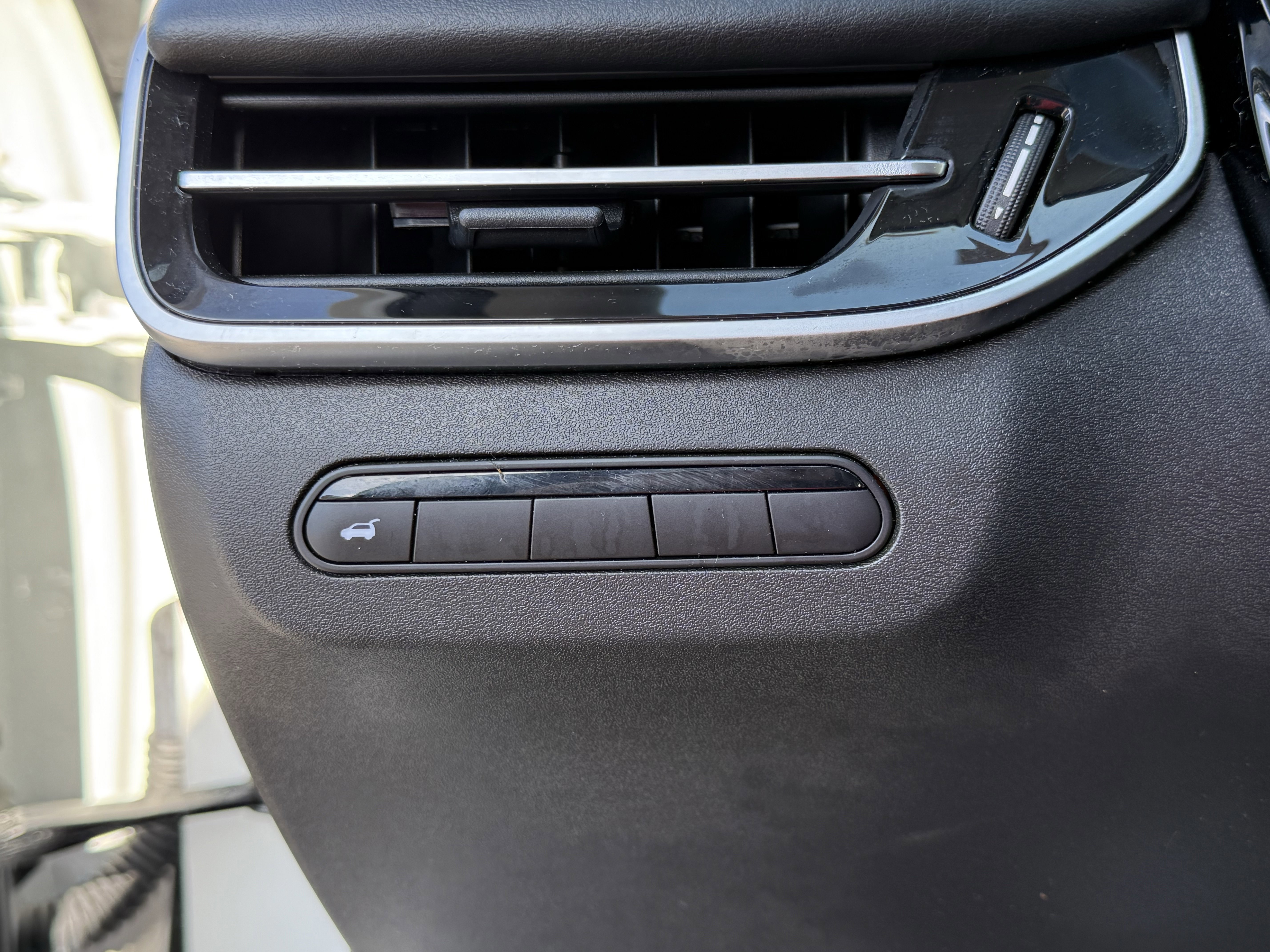 Used 2025 INFINITI QX60 Pure FWD image 21