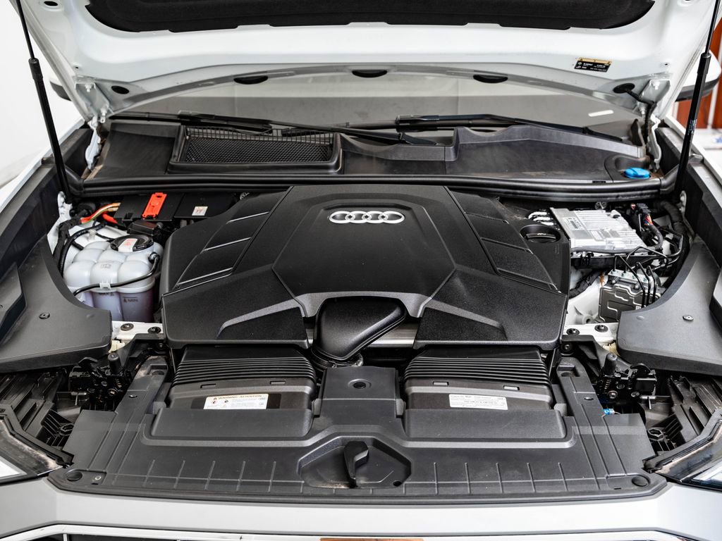 Used 2023 Audi Q8 Premium Plus w/ Premium Plus Package image 46