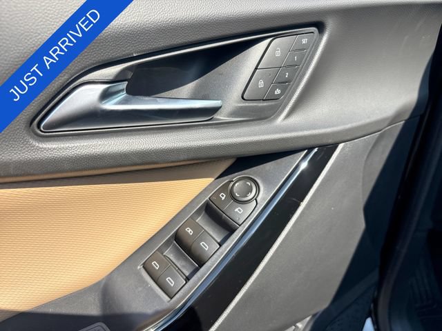 New 2026 Chevrolet Equinox ACTIV w/ Convenience Package III FWD image 13