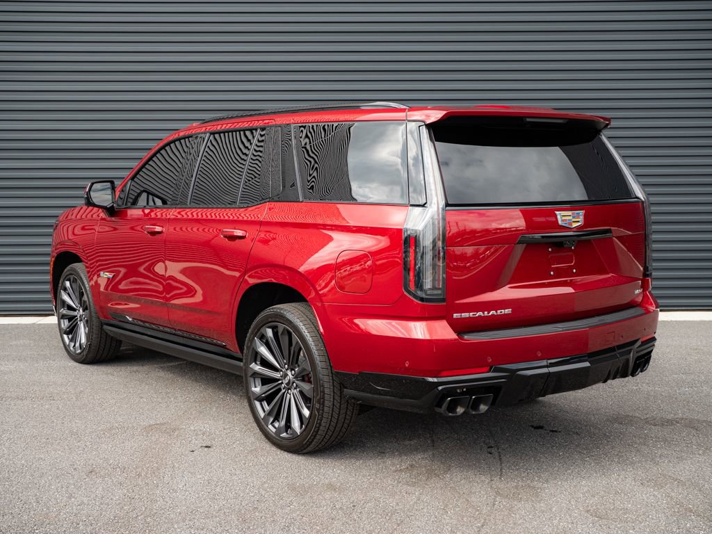 Used 2026 Cadillac Escalade V image 3