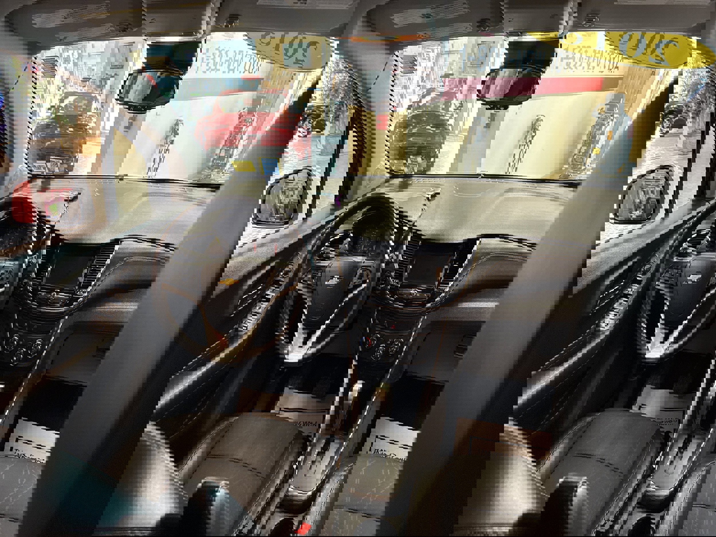 Used 2018 Chevrolet Trax LT w/ LT Convenience Package AWD/4WD image 29