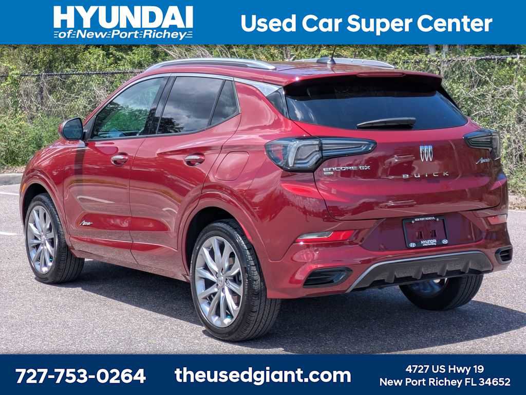 Used 2024 Buick Encore GX Avenir w/ Avenir Convenience Package AWD/4WD image 3