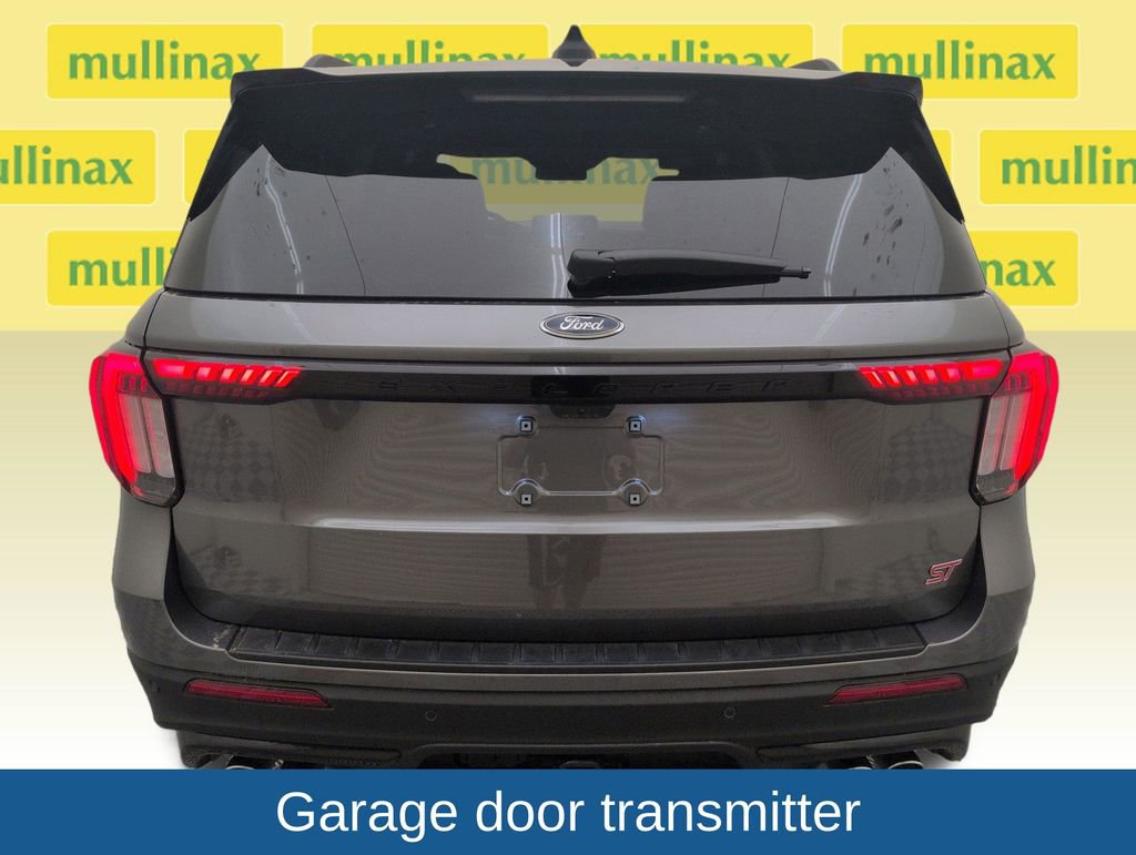 Used 2025 Ford Explorer ST w/ Sun And Sound Package image 31