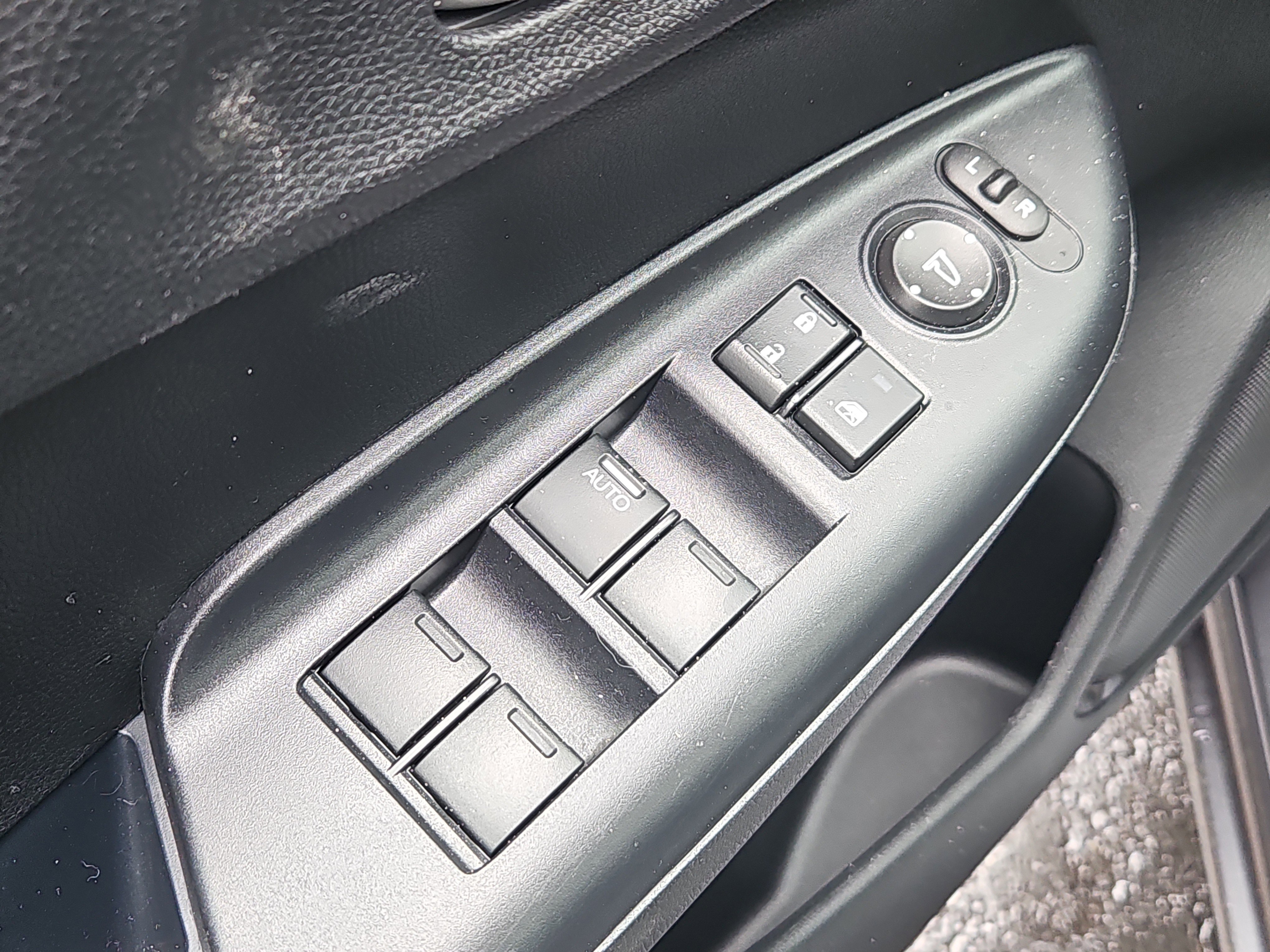 Used 2020 Honda Fit EX image 15