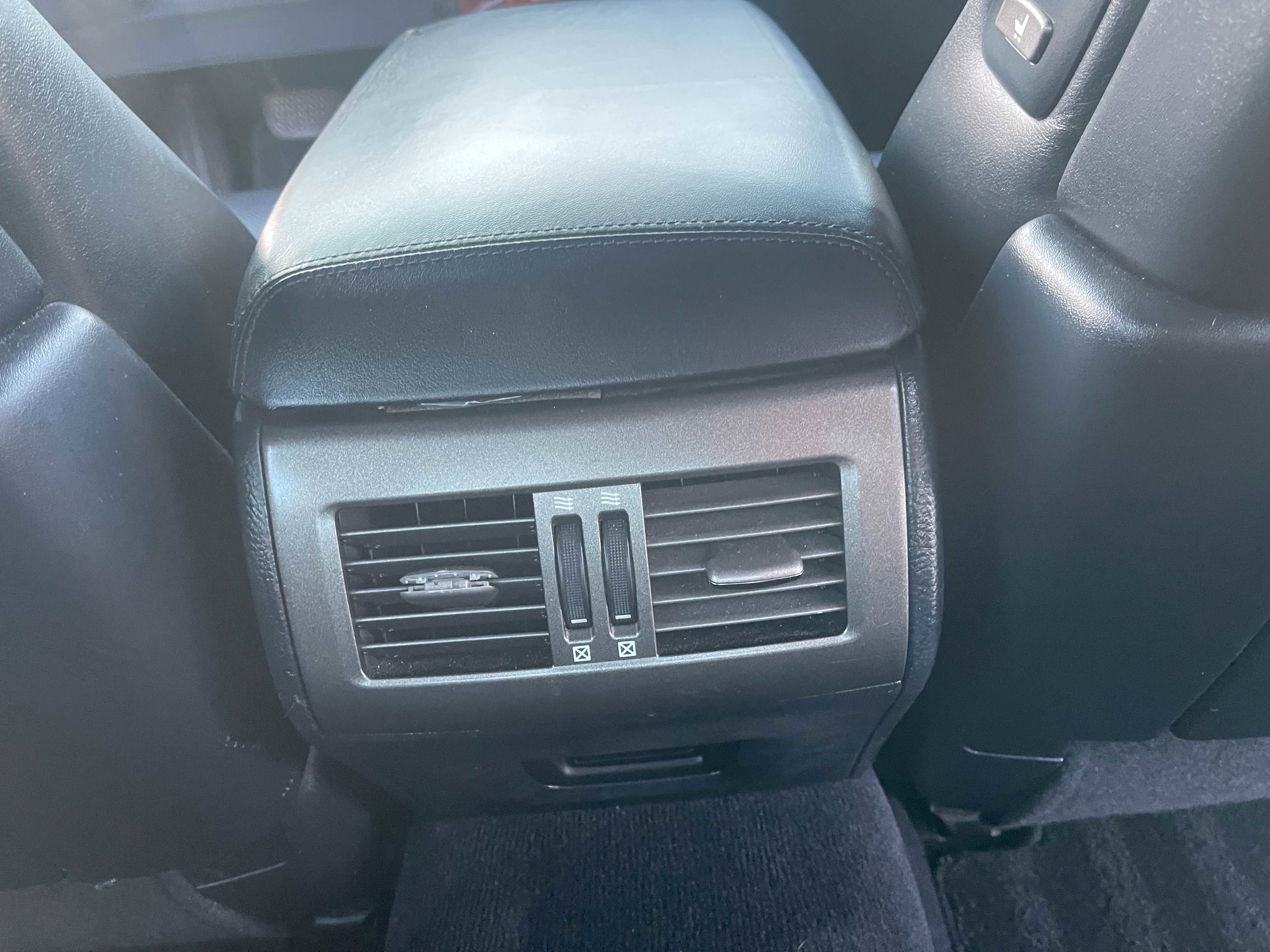 Used 2011 Lexus LS 460 w/ Comfort Pkg image 13