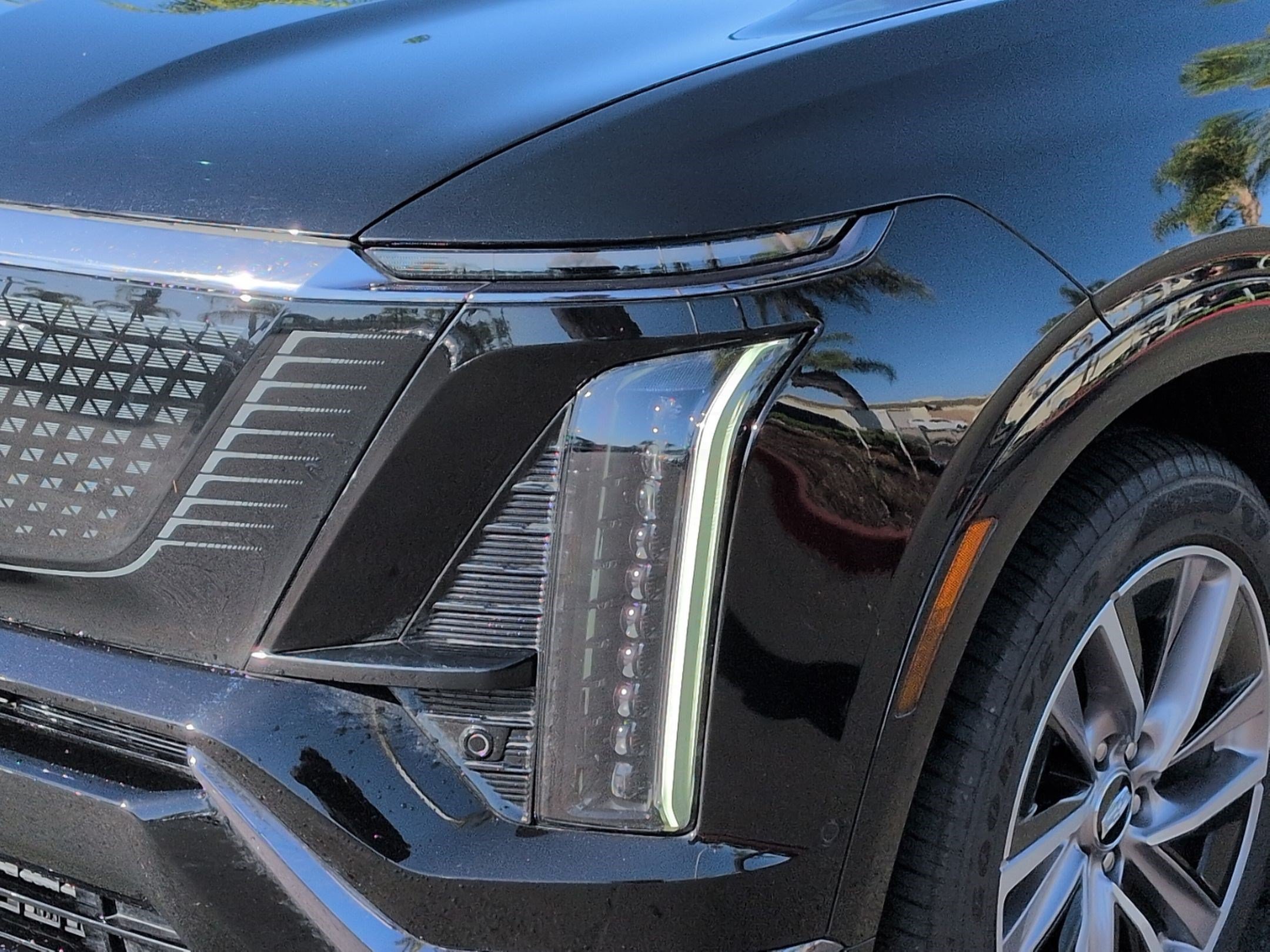 Used 2026 Cadillac Vistiq Sport w/ LPO, Floor Liner Package AWD/4WD image 6