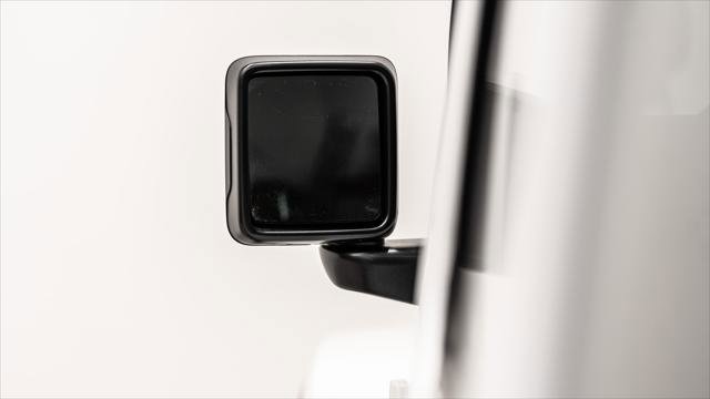 Used 2024 Jeep Wrangler Unlimited Sahara image 38