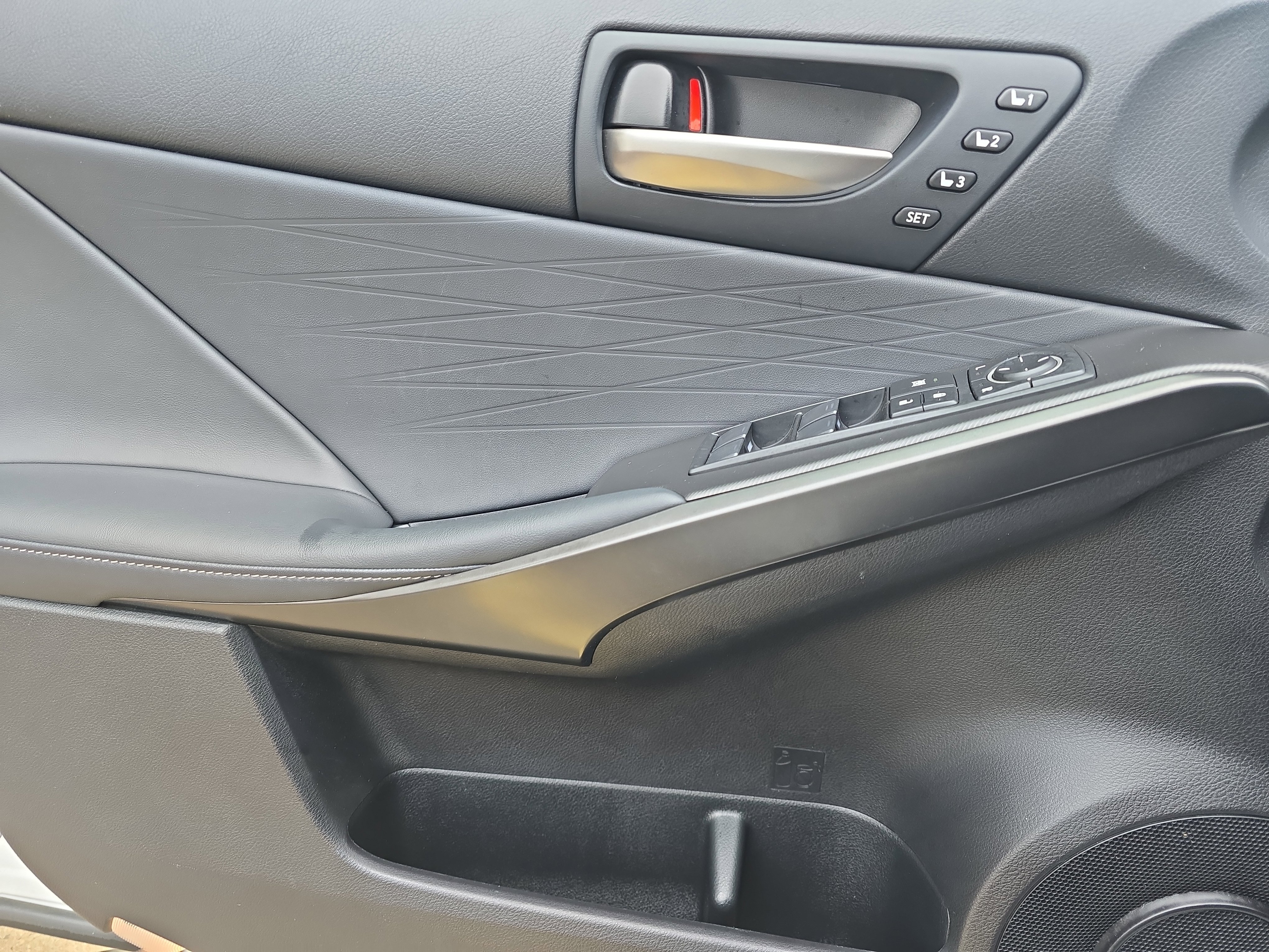 Used 2023 Lexus IS 350 F Sport image 23