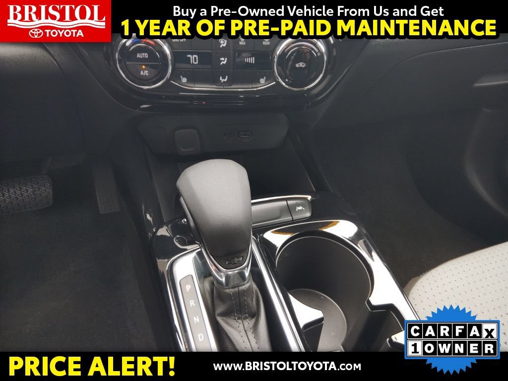Used 2025 Chevrolet Trax LT w/ LT Convenience Package FWD image 24