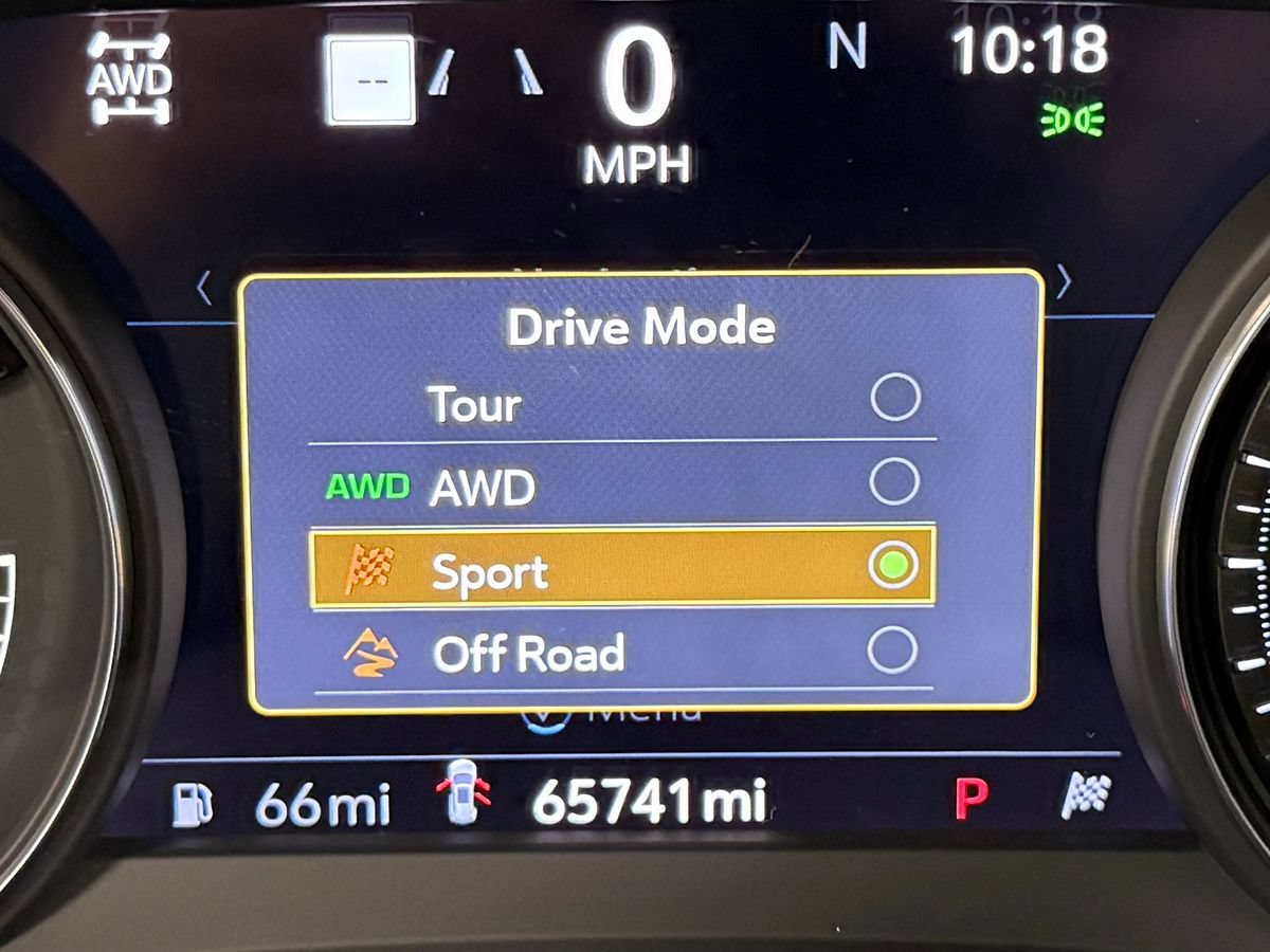 Used 2023 Cadillac XT6 Sport w/ Technology Package AWD/4WD image 21