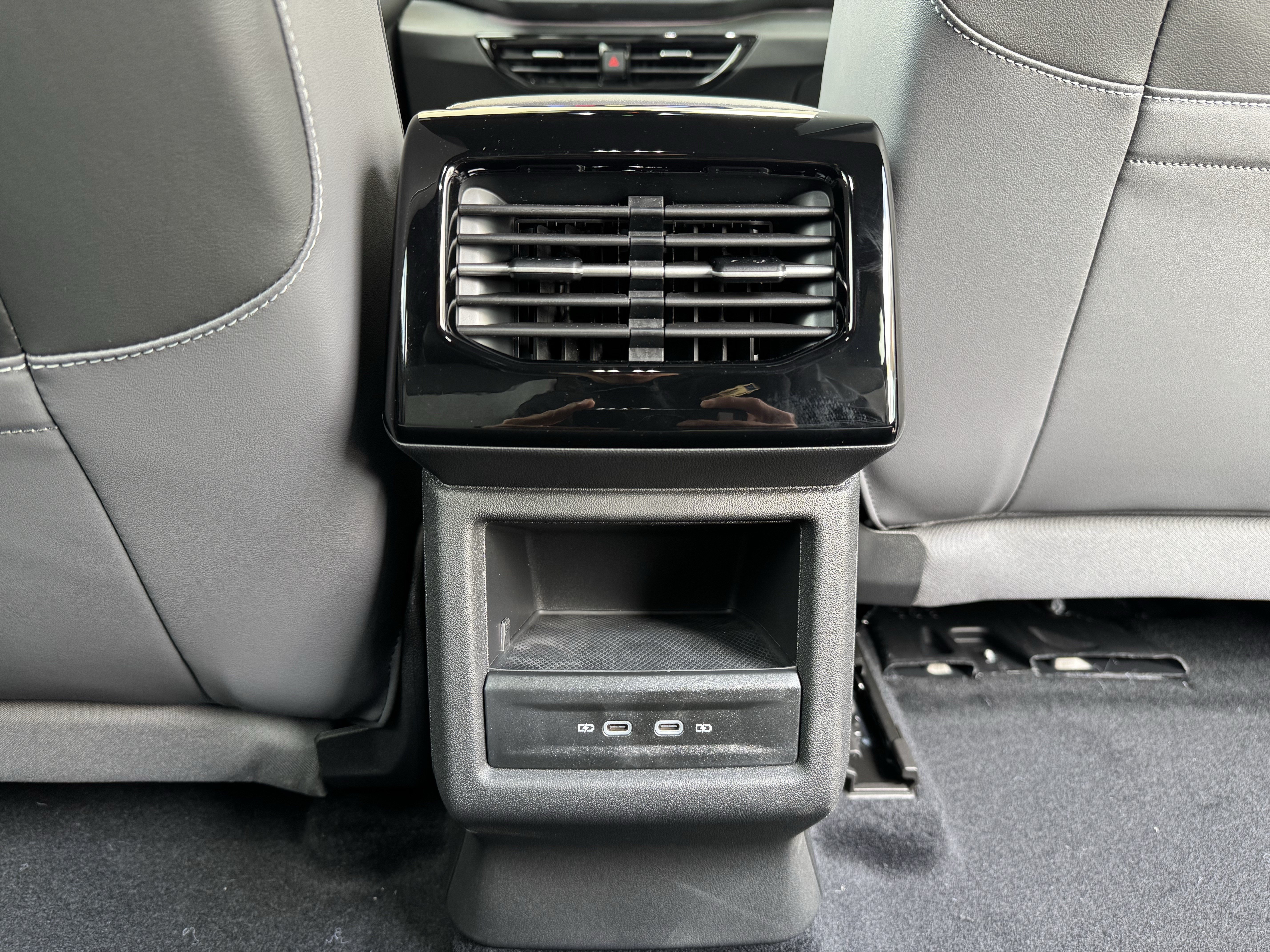 New 2026 Volkswagen ID.4 Pro RWD image 31