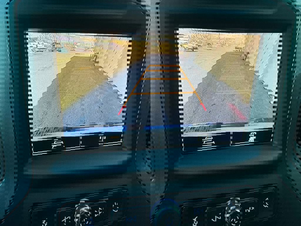 Used 2025 Chevrolet Silverado 2500 Custom w/ Custom Value Package image 17