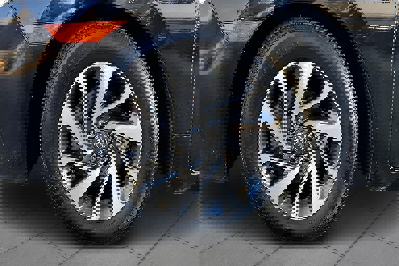 Certified 2017 Honda Civic EX image 9