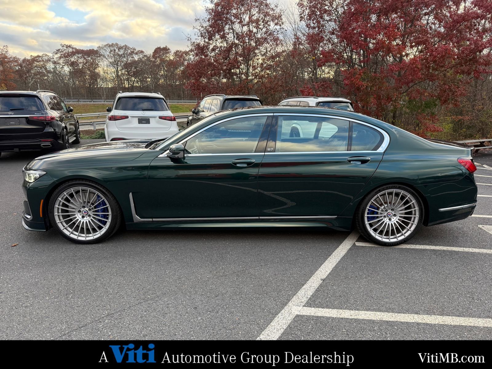 Used 2022 BMW ALPINA B7 xDrive w/ Luxury Rear Seating Package image 5