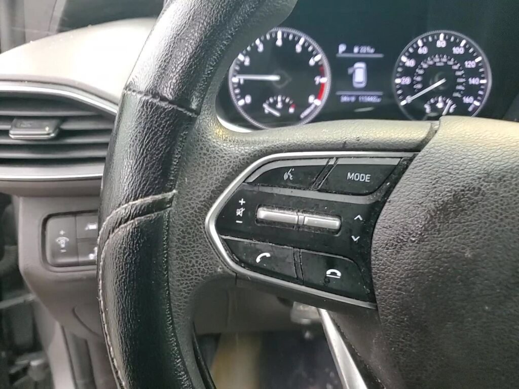 Used 2019 Hyundai Santa Fe SE image 14