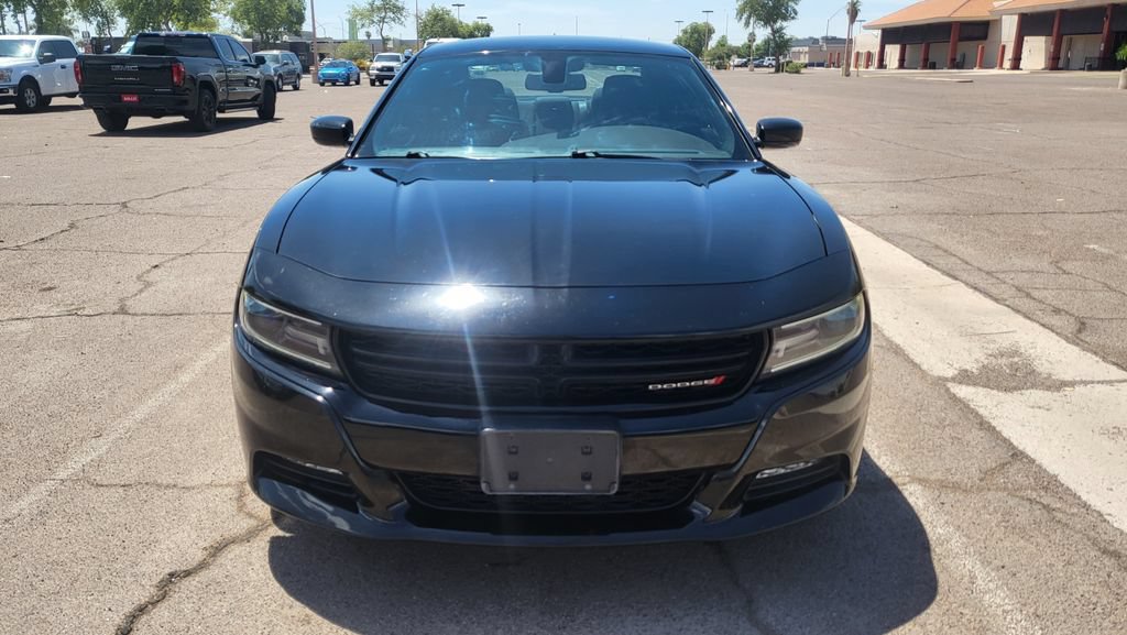 Used 2016 Dodge Charger SXT w/ Navigation & Travel Group RWD image 3
