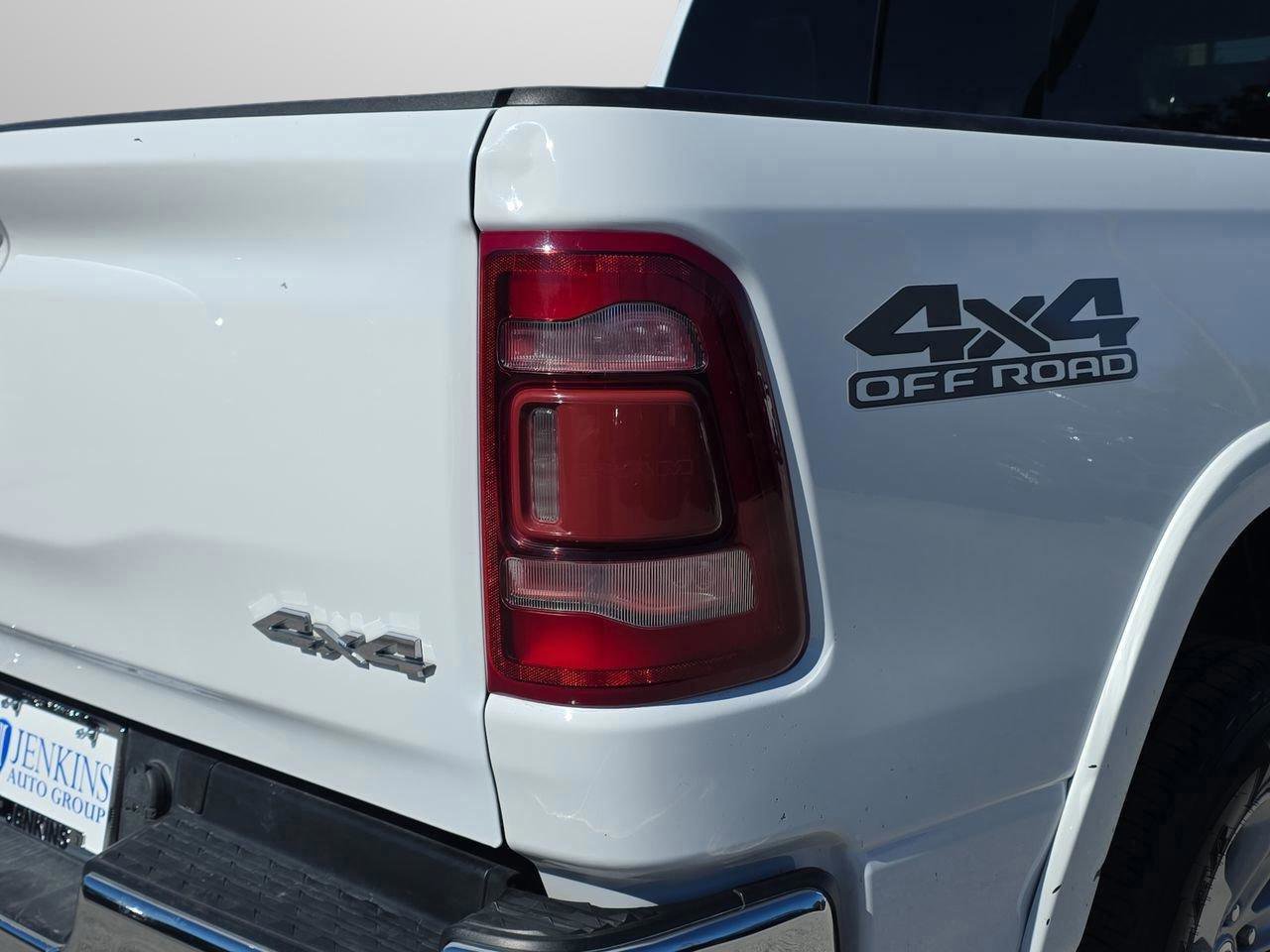 Used 2021 RAM 1500 Laramie w/ Off Road Group image 7