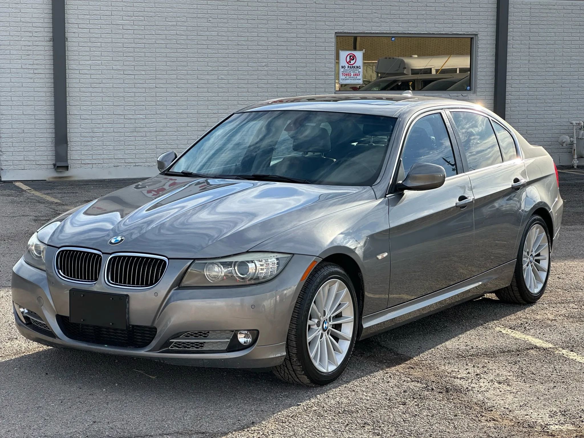 Used 2010 BMW 335d Sedan image 2