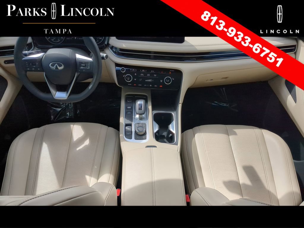 Used 2025 INFINITI QX60 Pure image 12