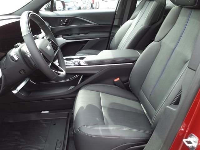 New 2025 Cadillac Lyriq Luxury image 5