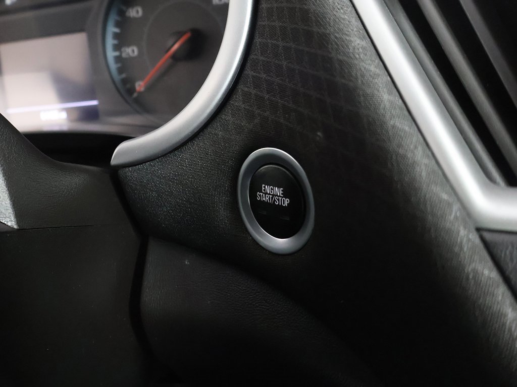 Used 2022 Chevrolet Malibu LT image 34