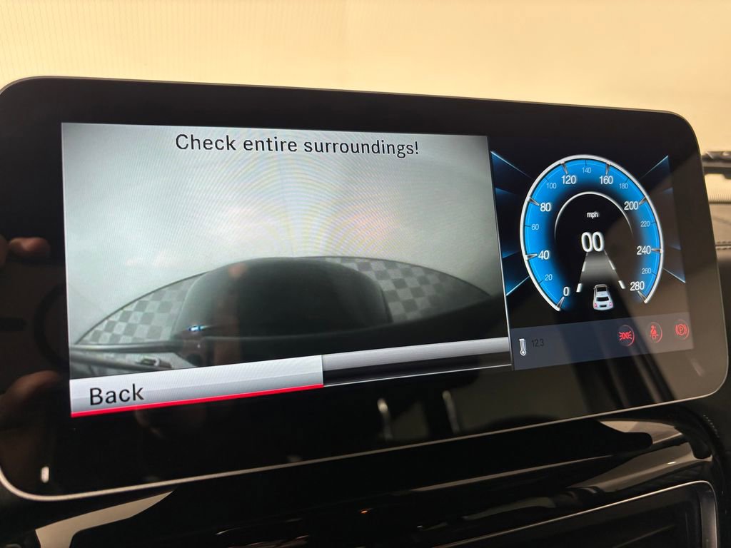 Used 2016 Mercedes-Benz G 63 AMG 4MATIC image 21