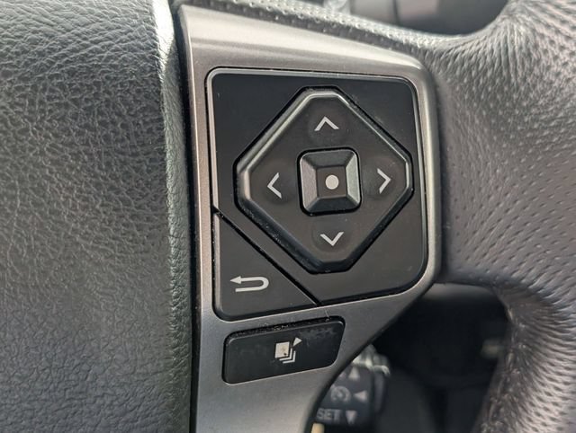 Used 2017 Toyota Tacoma SR5 w/ Tow Package AWD/4WD image 14