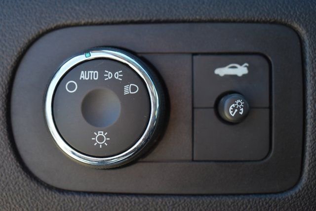 Used 2007 Chevrolet Impala LT image 22