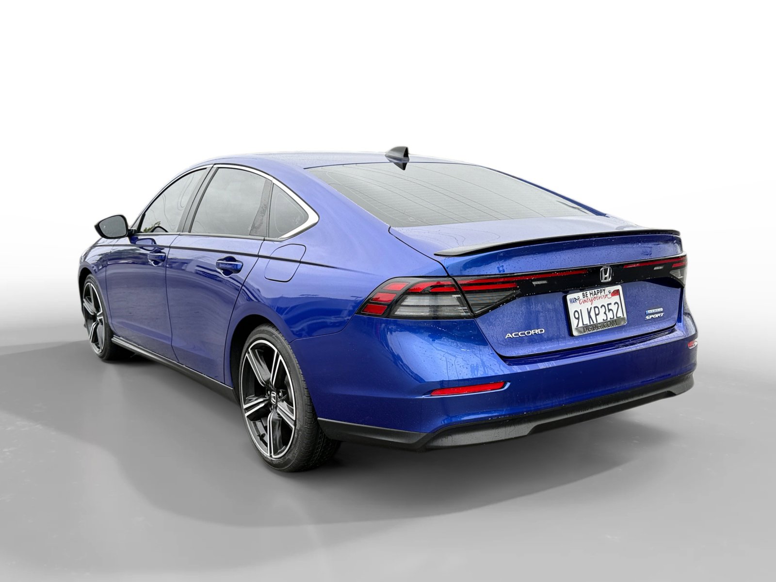 Used 2024 Honda Accord Sport image 3