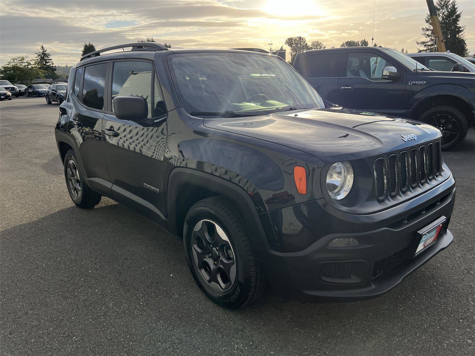 Used 2016 Jeep Renegade Sport w/ Power & Air Group image 7