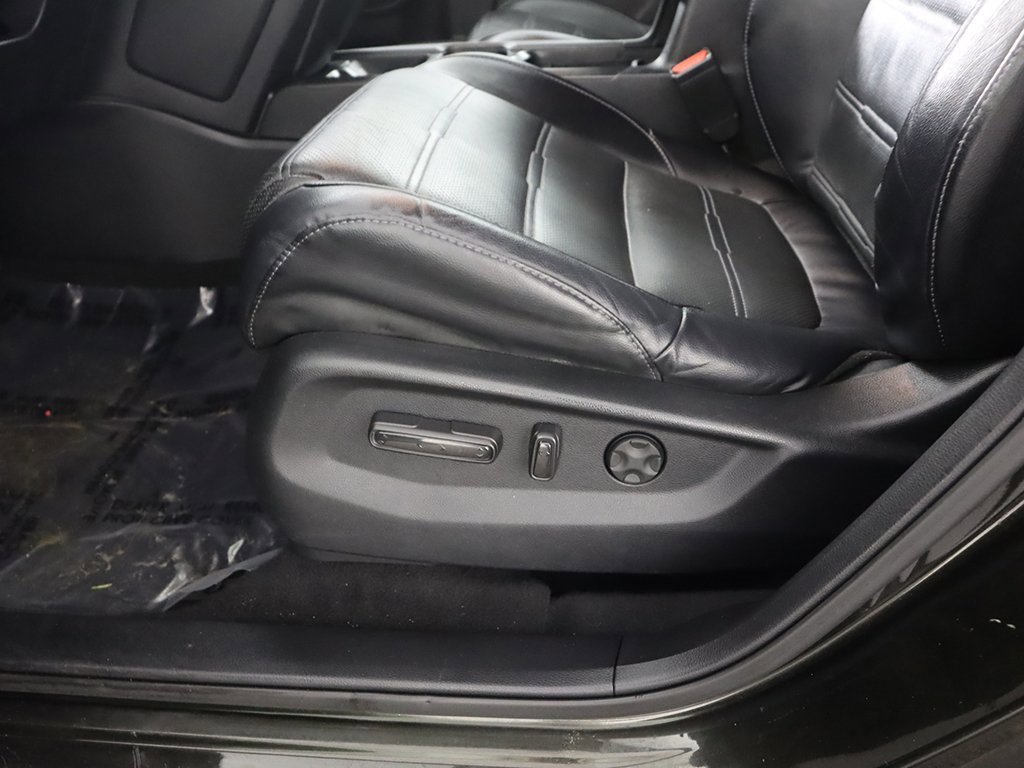 Used 2017 Honda CR-V EX-L image 32