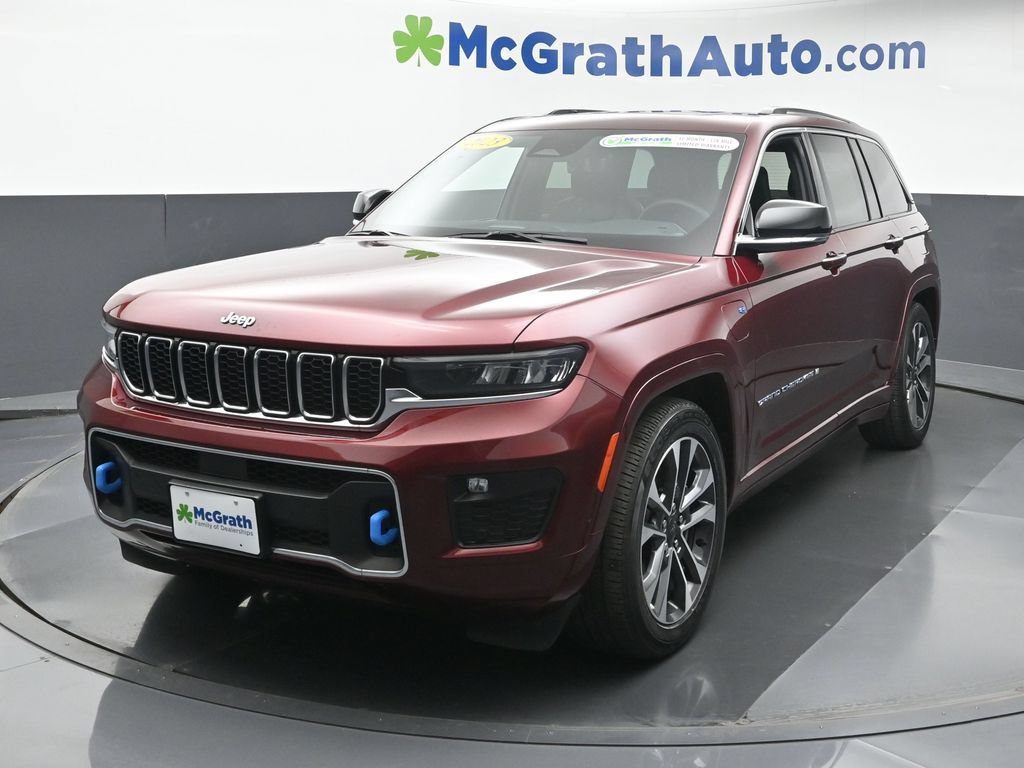 Used 2023 Jeep Grand Cherokee Overland w/ Luxury Tech Group IV AWD/4WD image 27
