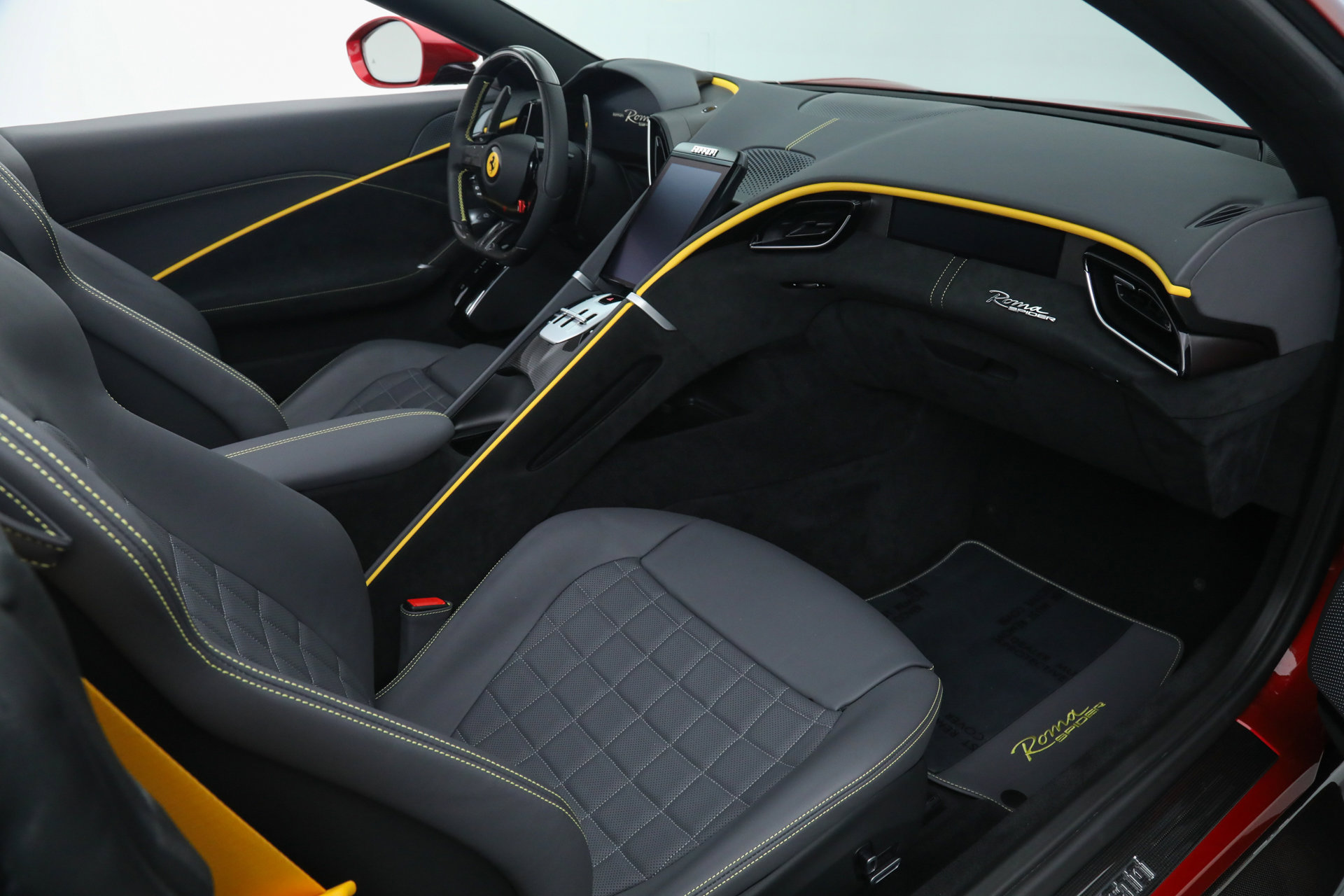 Used 2025 Ferrari Roma Spider image 27