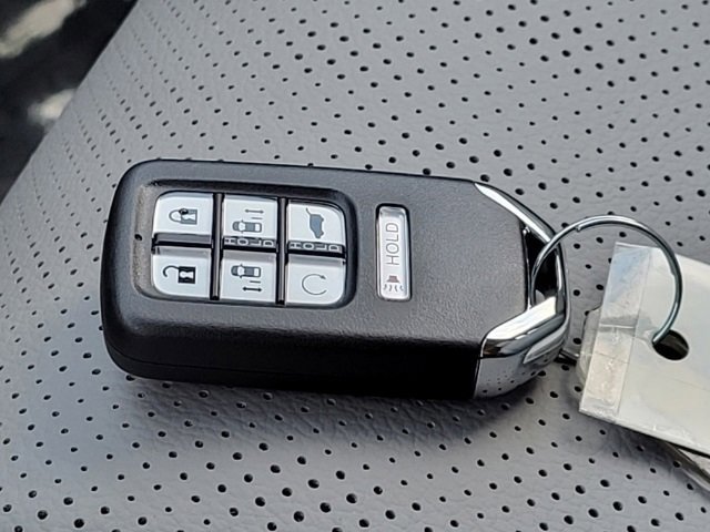 Used 2024 Honda Odyssey Elite image 36