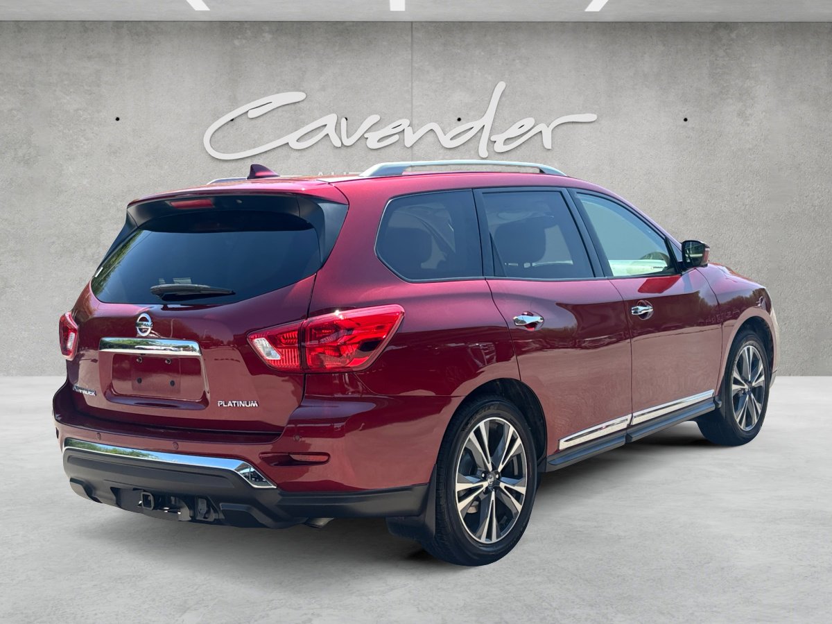 Used 2019 Nissan Pathfinder Platinum image 19