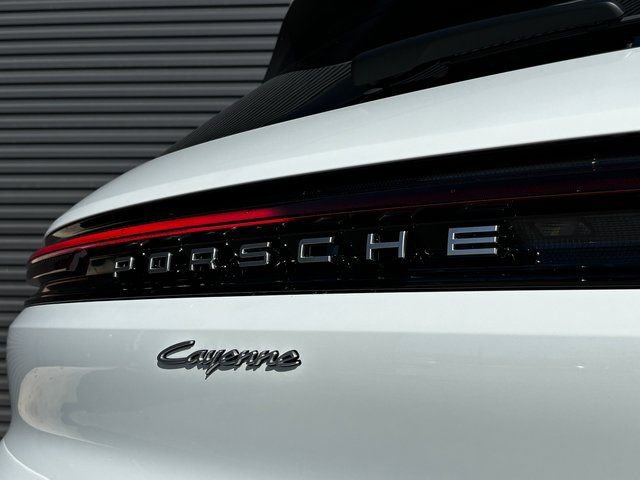 New 2026 Porsche Cayenne E-Hybrid image 29