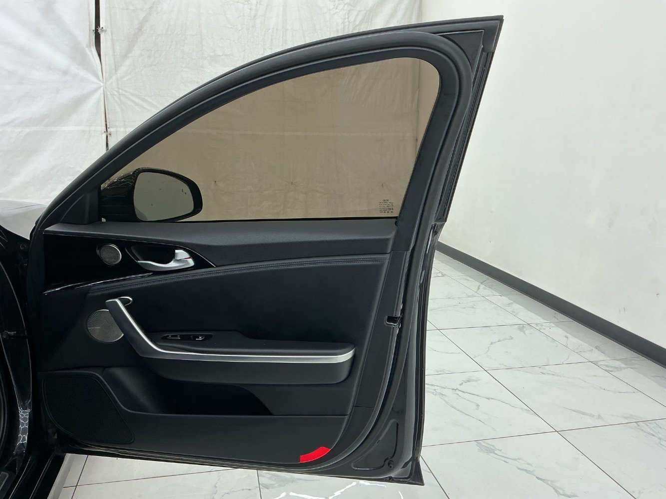 Used 2019 Kia Stinger Premium AWD/4WD image 19