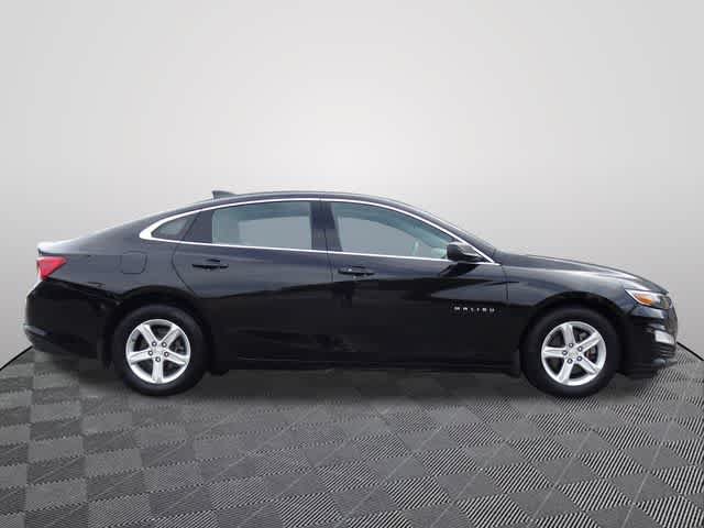 Used 2022 Chevrolet Malibu LS FWD image 4