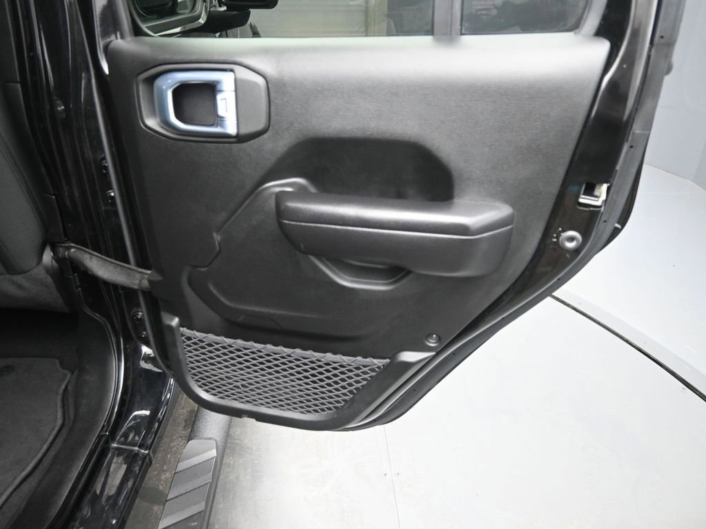 Used 2021 Jeep Gladiator Sport image 42