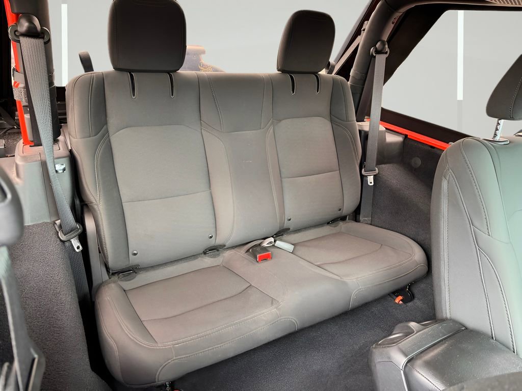 Used 2019 Jeep Wrangler Sport image 16