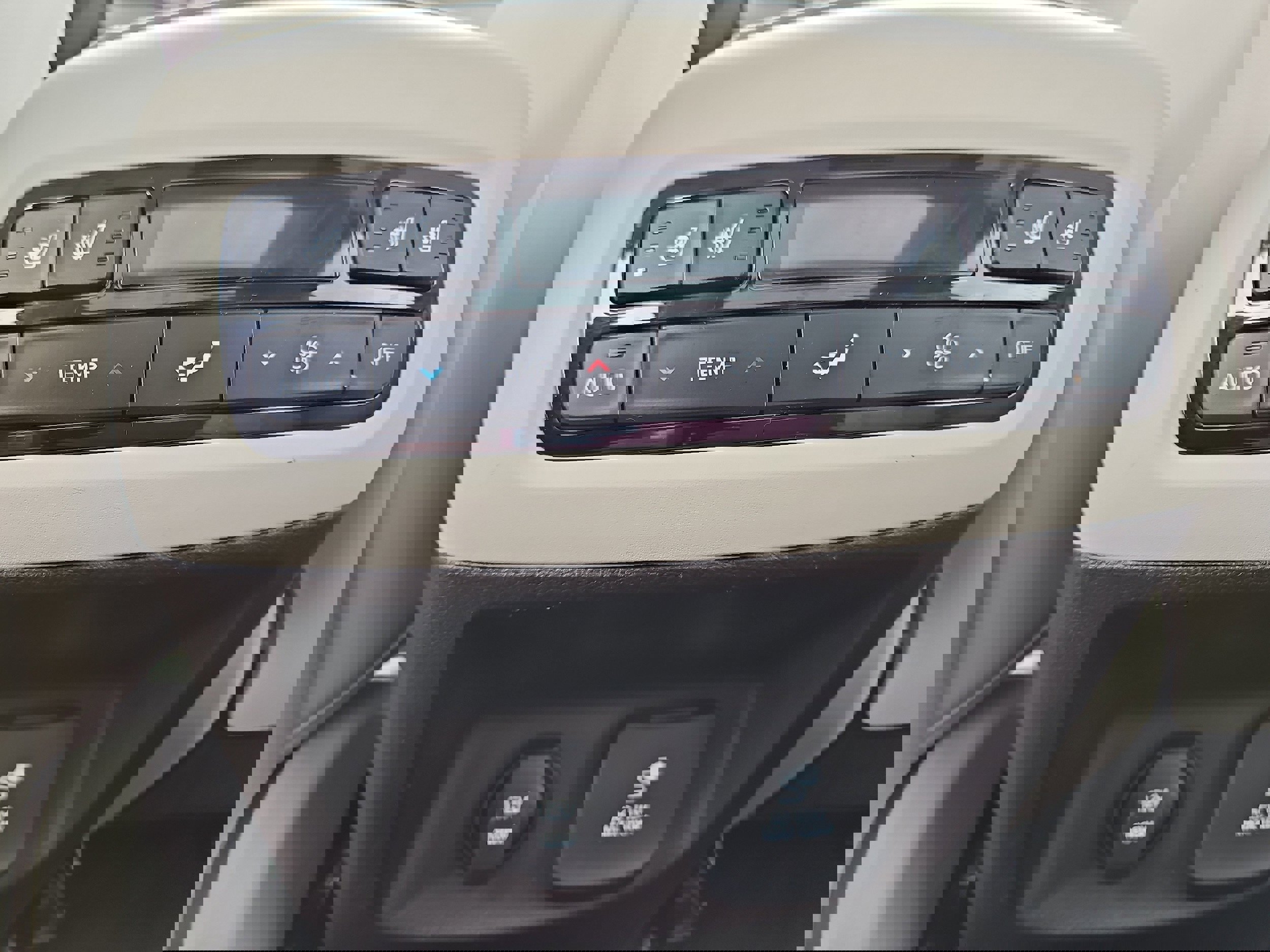 Used 2020 Hyundai Palisade Limited image 27