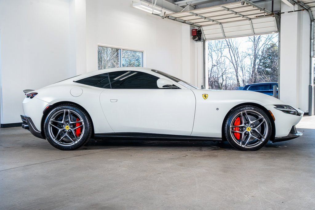 Used 2023 Ferrari Roma image 5